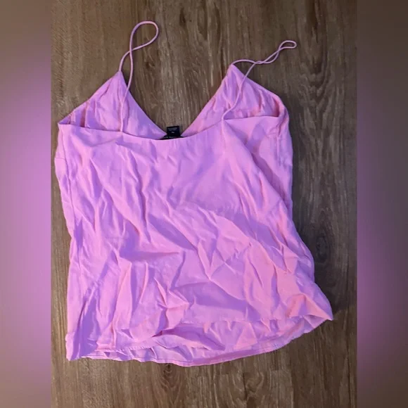 Bubble gum pink tank - Picture 3 of 3